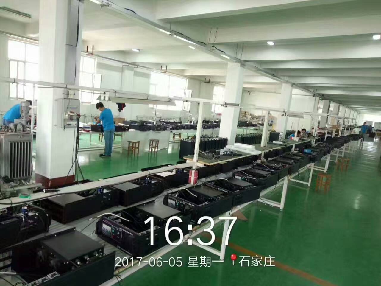 近千臺(tái)機(jī)架式假負(fù)載在數(shù)據(jù)中心的作用